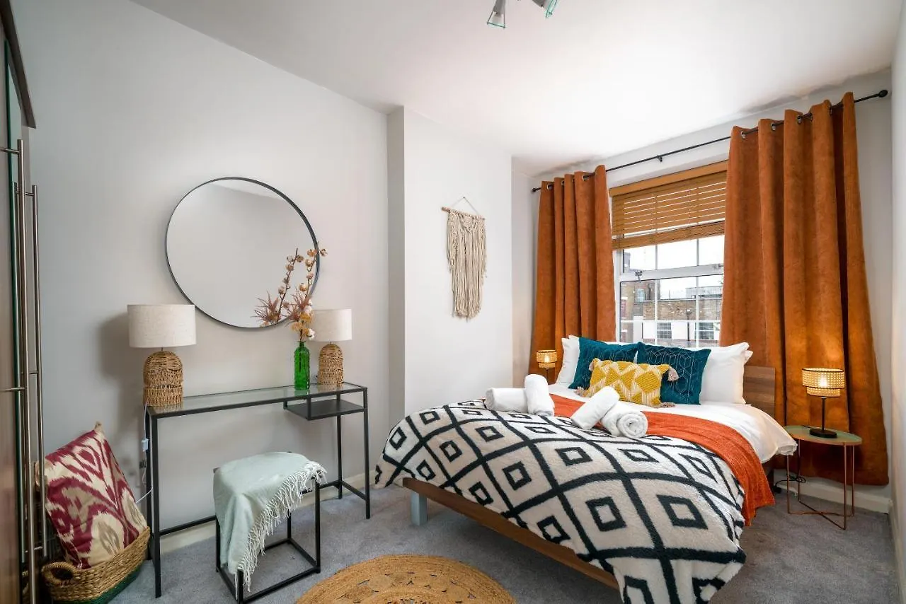 Apartment By Liverpool Street/ Spitalfields Market London